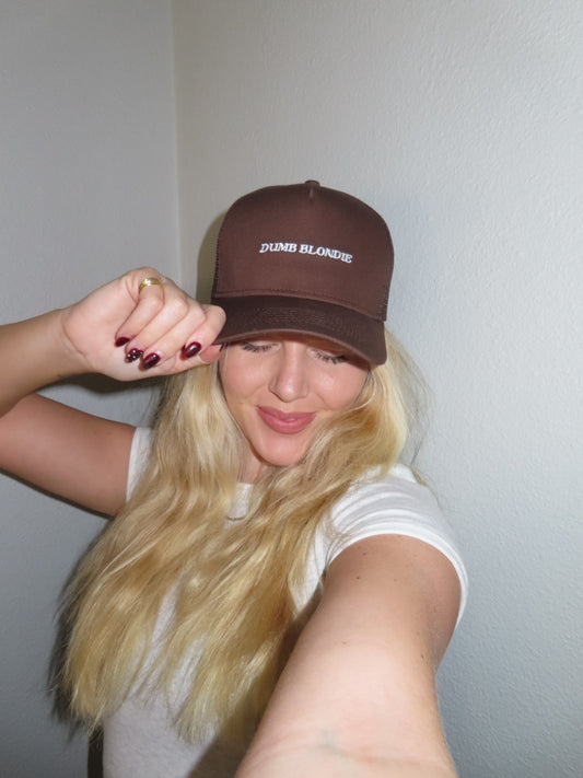 DUMB BLONDIE BROWN
